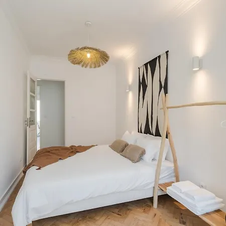 Casa Boma Lisboa - Shining & Spacious Apartments With Balcony - Alvalade I-2